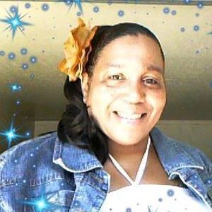 Meet your Posher, Rena